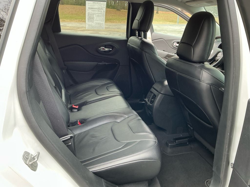 2023 Jeep Cherokee Altitude Lux