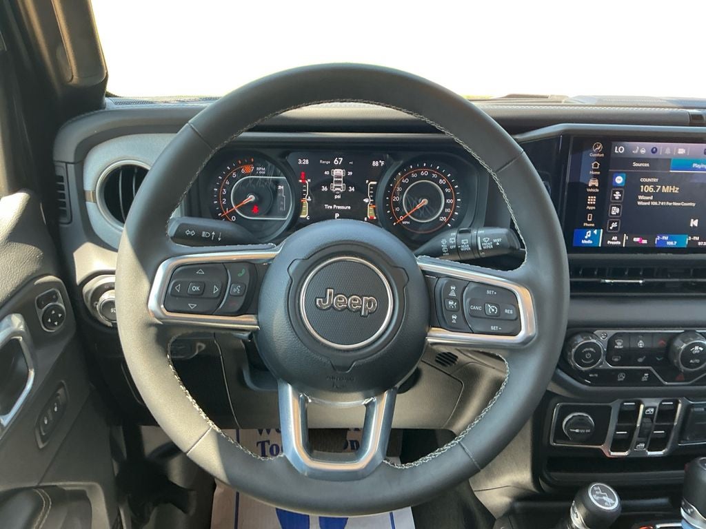 2025 Jeep Wrangler Sahara