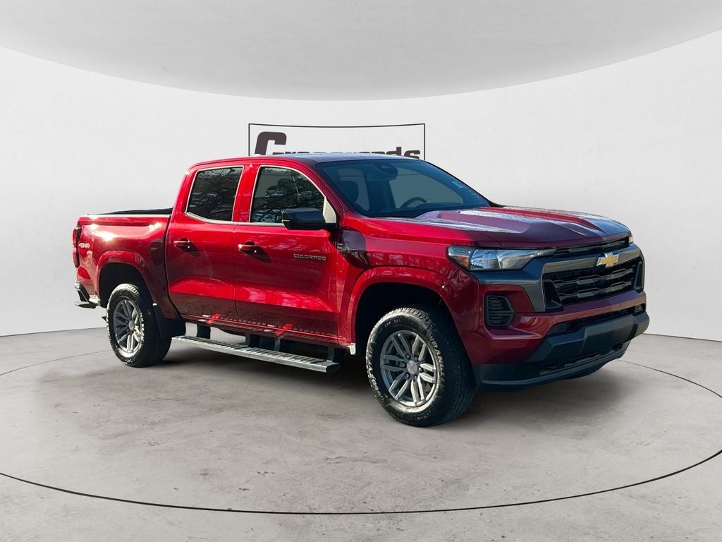 2025 Chevrolet Colorado WT/LT