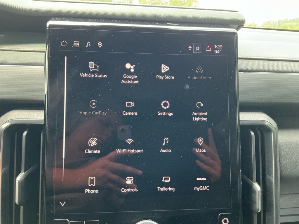 2024 GMC Acadia AT4