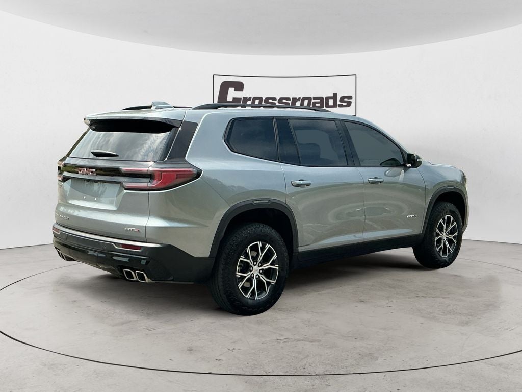 2024 GMC Acadia AT4