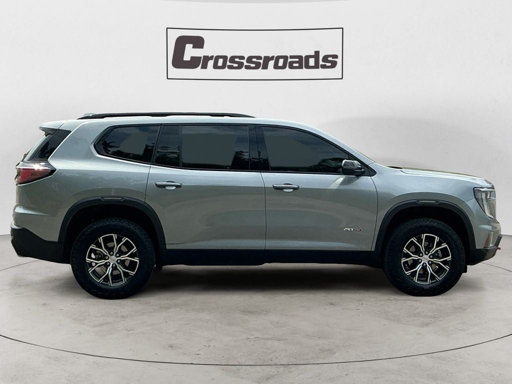 2024 GMC Acadia AT4