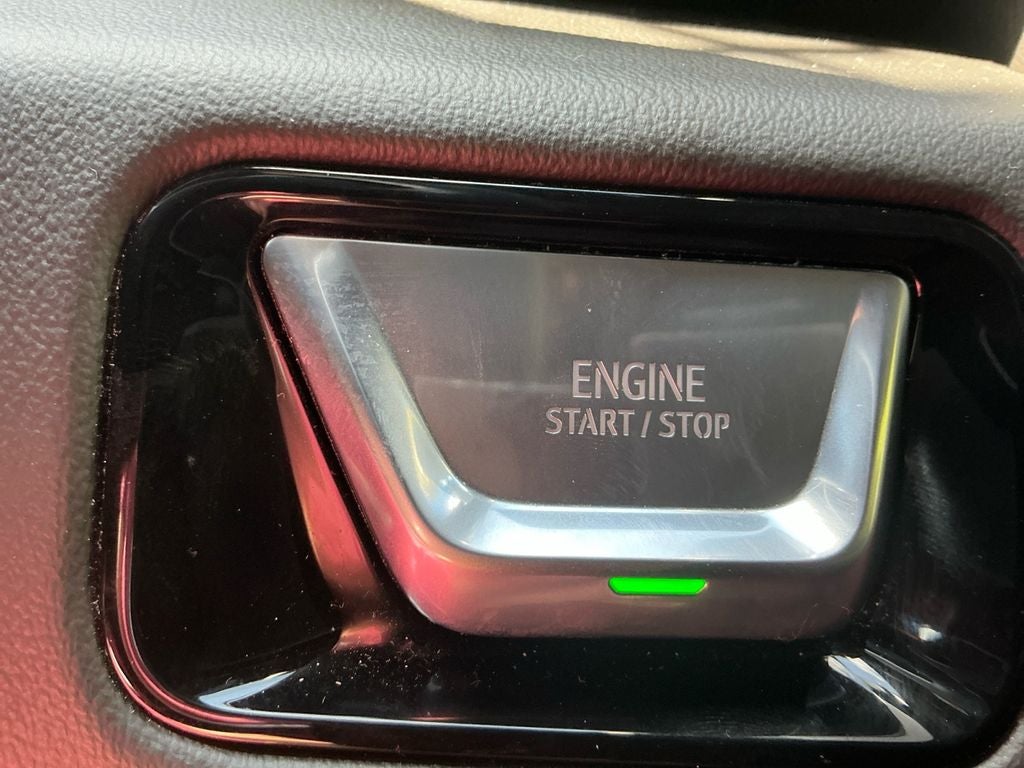 2025 GMC Yukon XL AT4