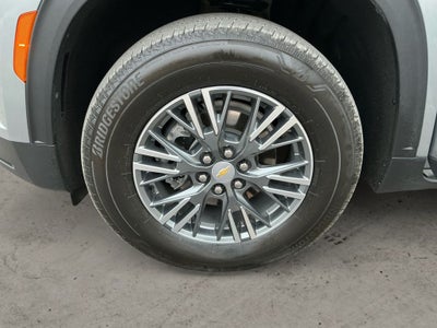 2024 Chevrolet Traverse LS