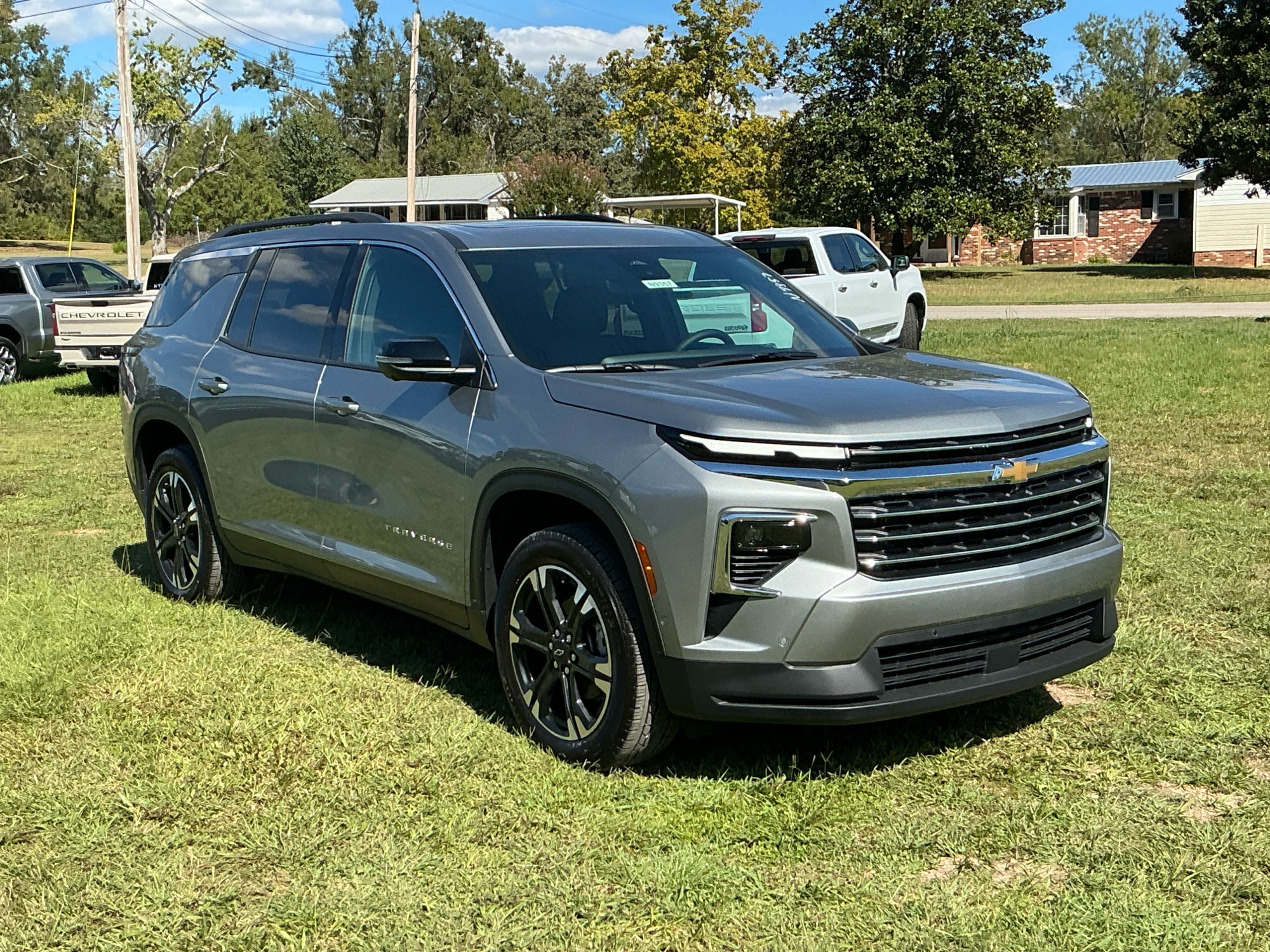2027 Chevrolet Traverse LT