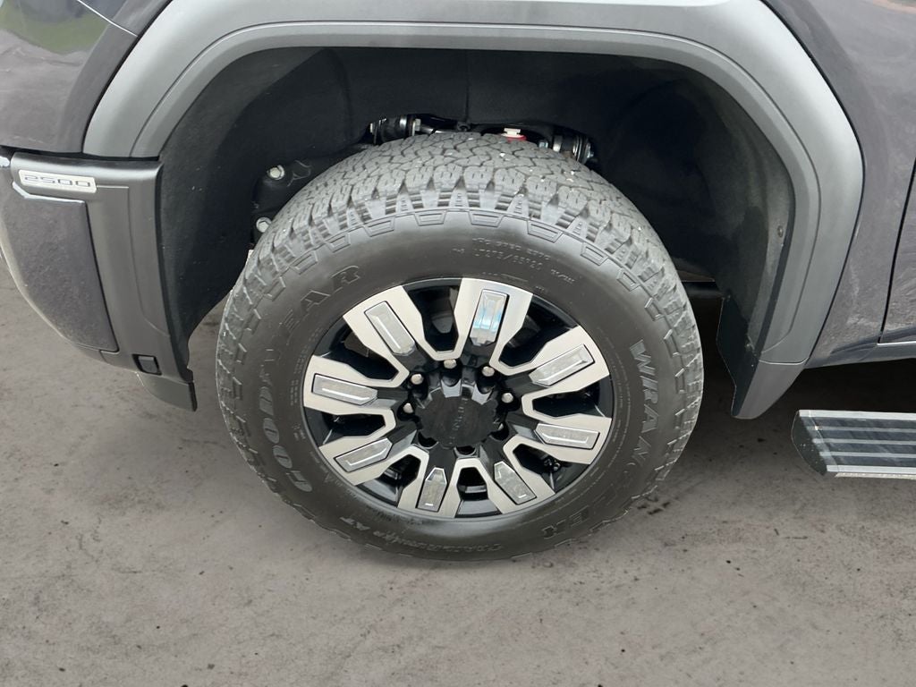 2025 GMC Sierra 2500 HD Denali