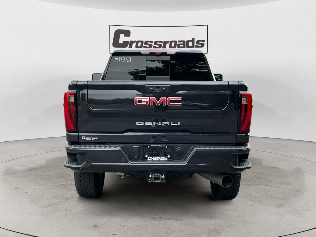 2025 GMC Sierra 2500 HD Denali