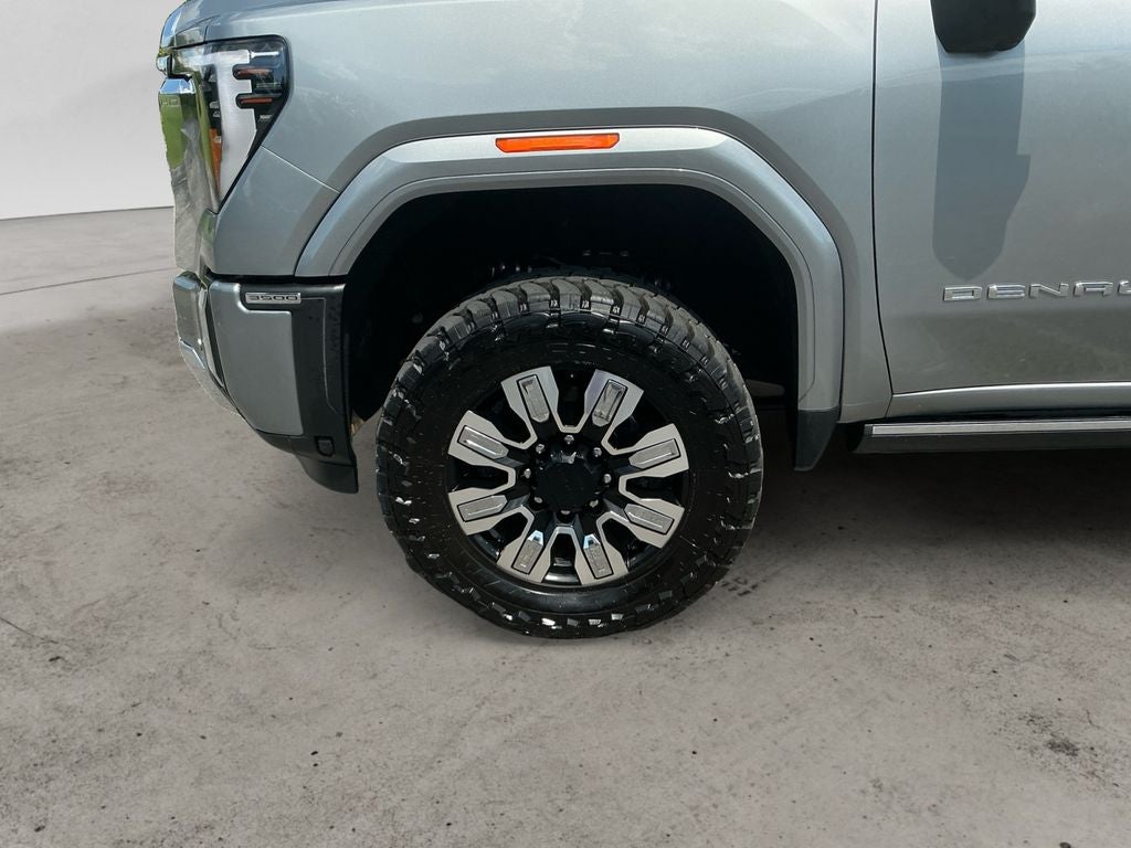 2025 GMC Sierra 3500 HD Denali