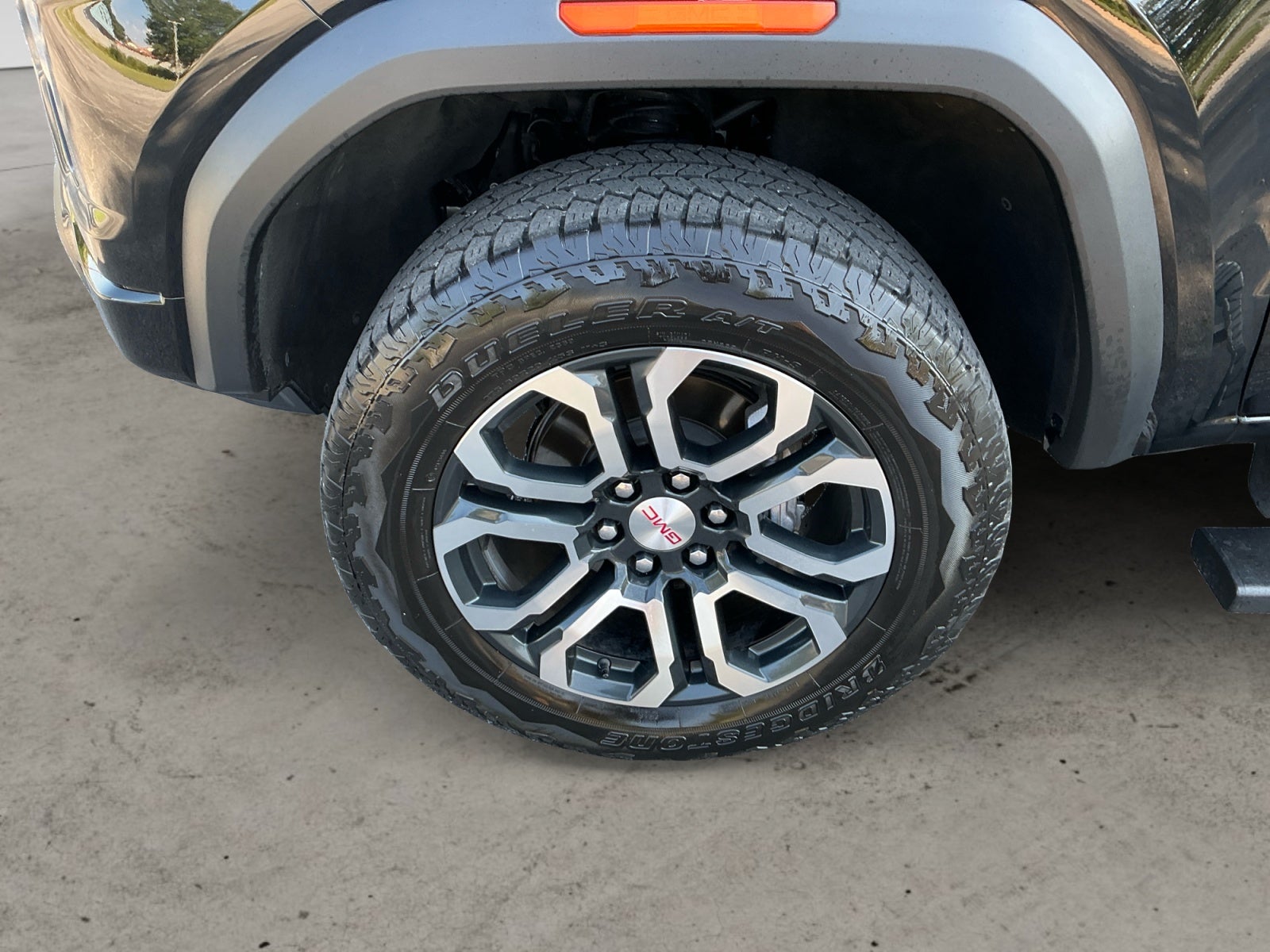 2024 GMC Canyon AT4