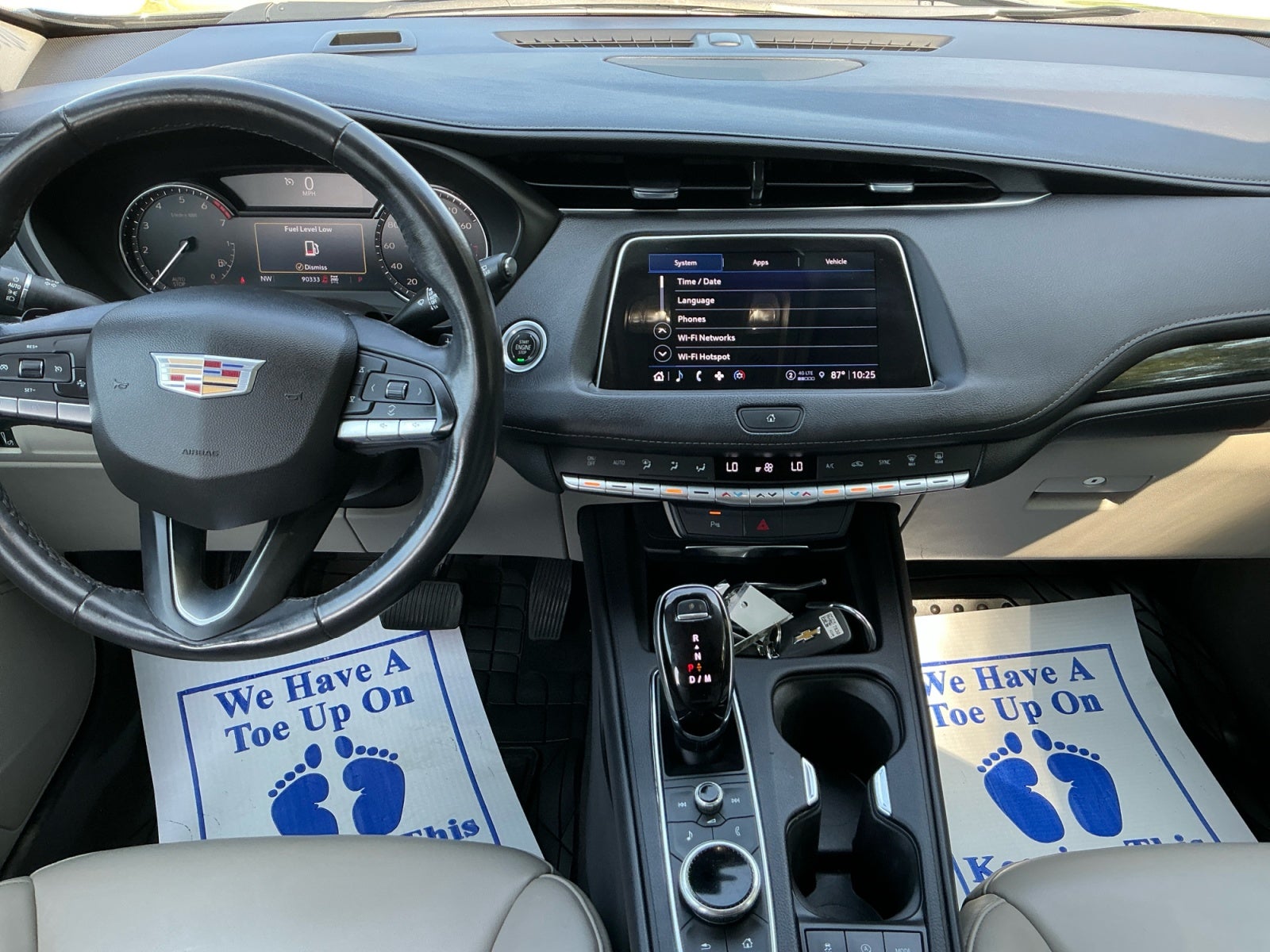 2022 Cadillac XT4 AWD Premium Luxury