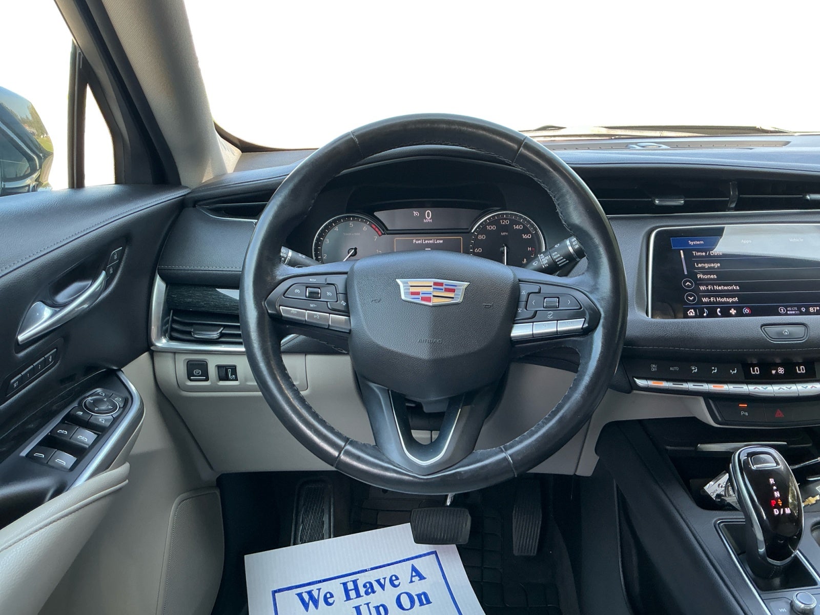 2022 Cadillac XT4 AWD Premium Luxury