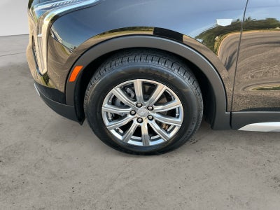 2022 Cadillac XT4 AWD Premium Luxury