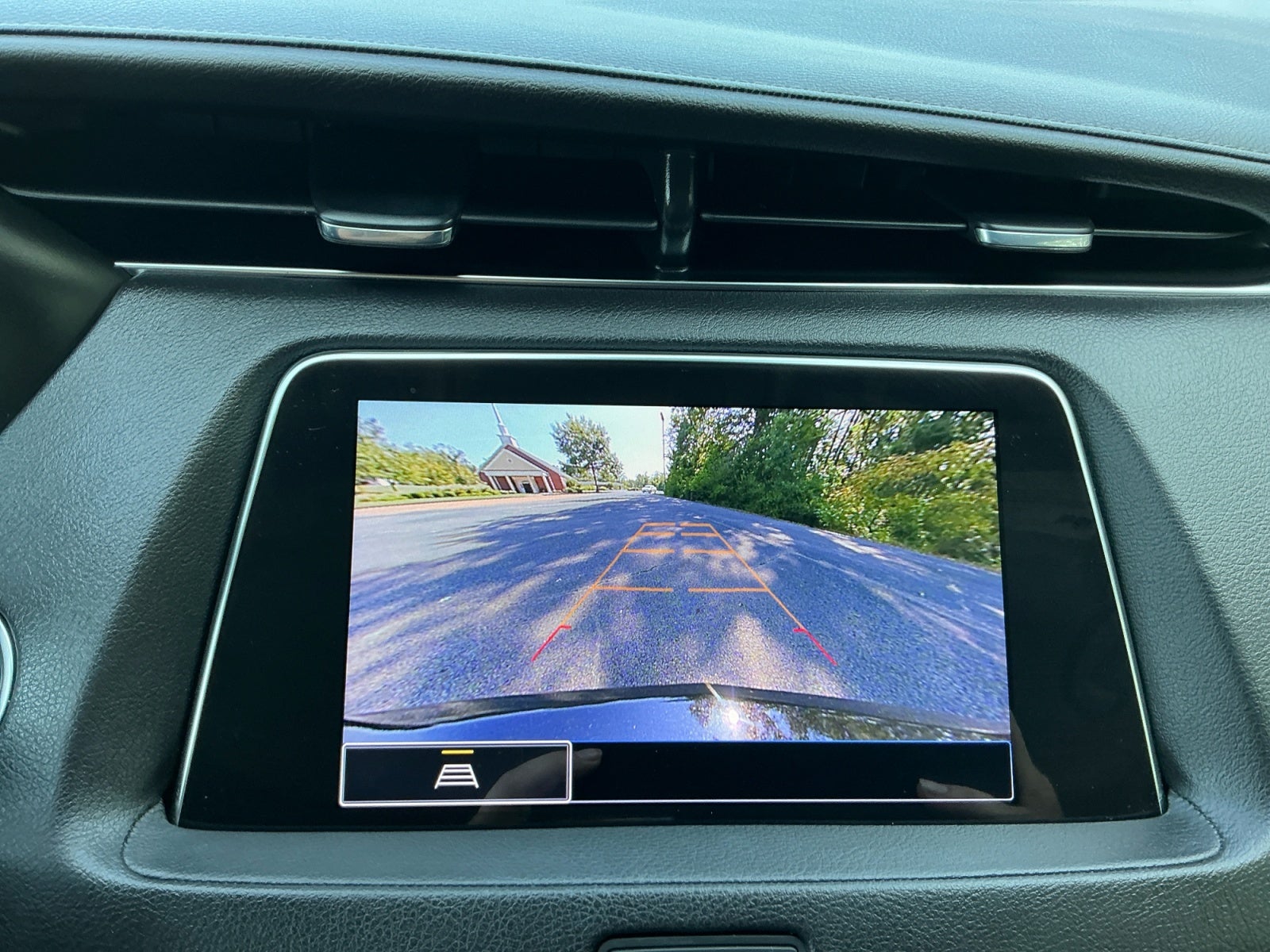2022 Cadillac XT4 AWD Premium Luxury