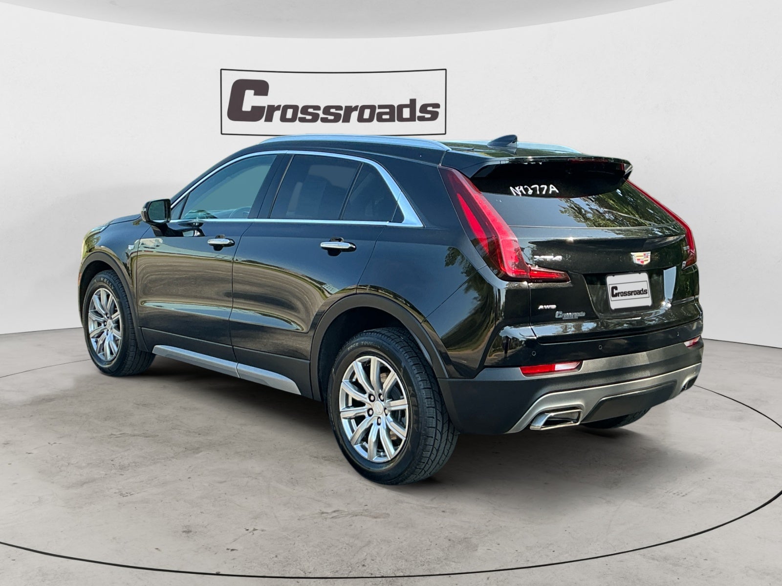 2022 Cadillac XT4 AWD Premium Luxury