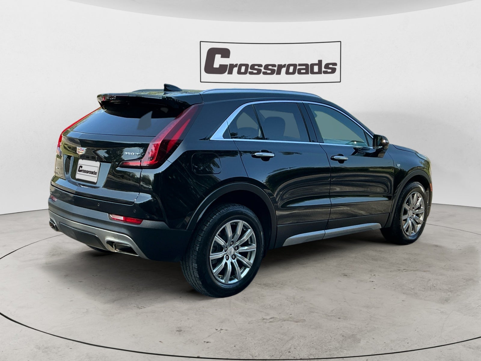2022 Cadillac XT4 AWD Premium Luxury