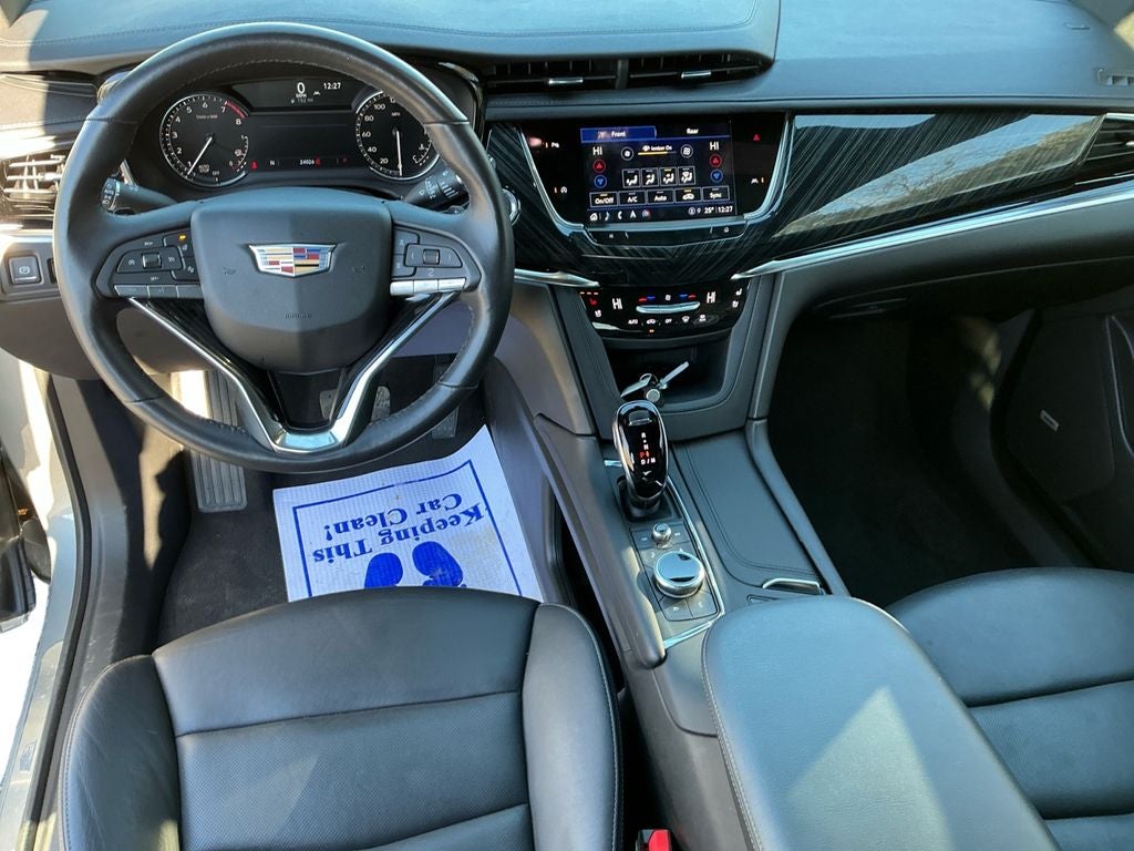 2025 Cadillac XT6 Premium Luxury