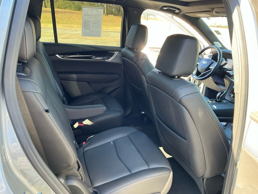 2025 Cadillac XT6 Premium Luxury