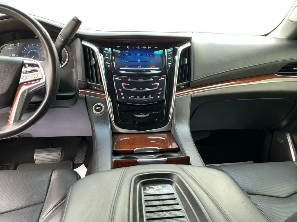 2019 Cadillac Escalade Luxury