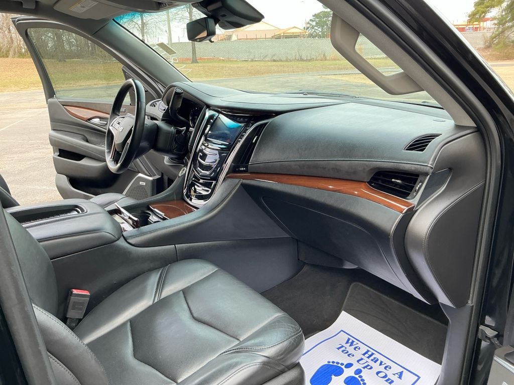 2019 Cadillac Escalade Luxury