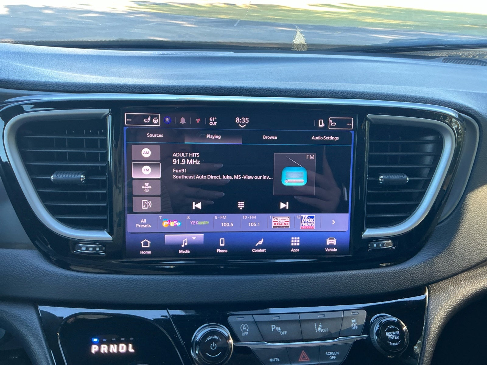 2025 Chrysler Pacifica Select