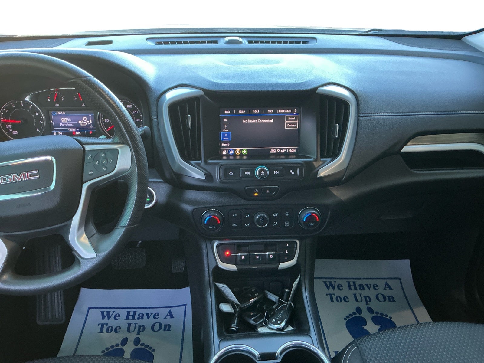 2022 GMC Terrain SLE