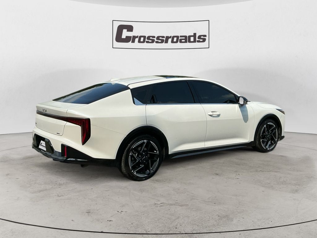 2025 Kia K4 GT-Line