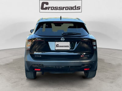 2025 Nissan Kicks SR