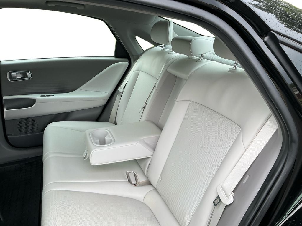 2025 Hyundai IONIQ 6 Limited